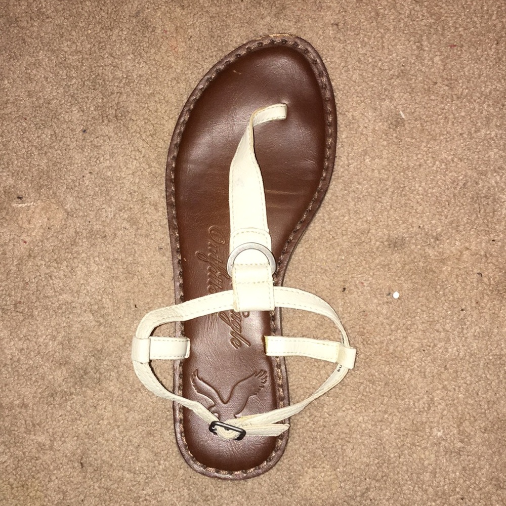 Strappy sandels